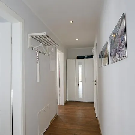 아파트 Windfluchter Whg.04 Mit Balkon Und Meerblick 티소브